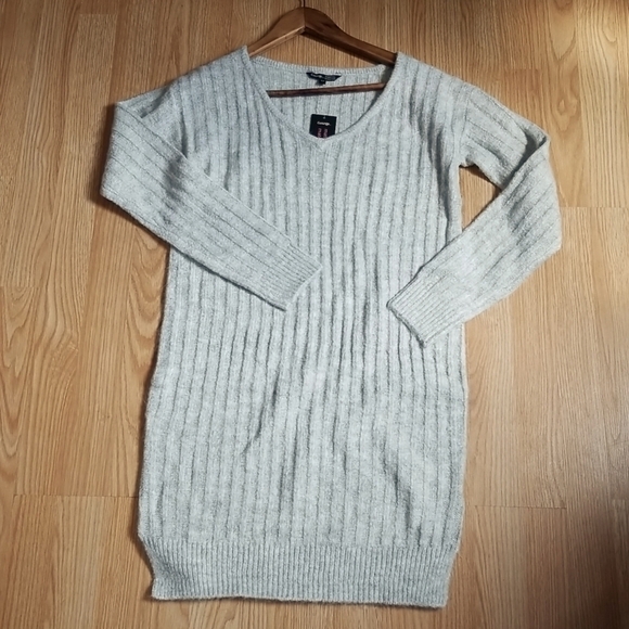 2/$18 MATERNITY Sweater Dress NWT - Picture 2 of 7